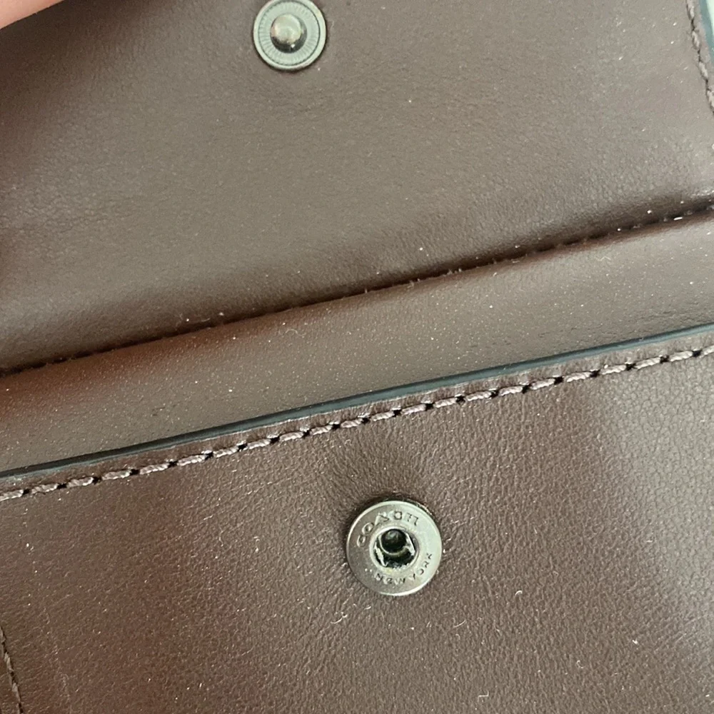COACH wallet - Picture 7 of 10
